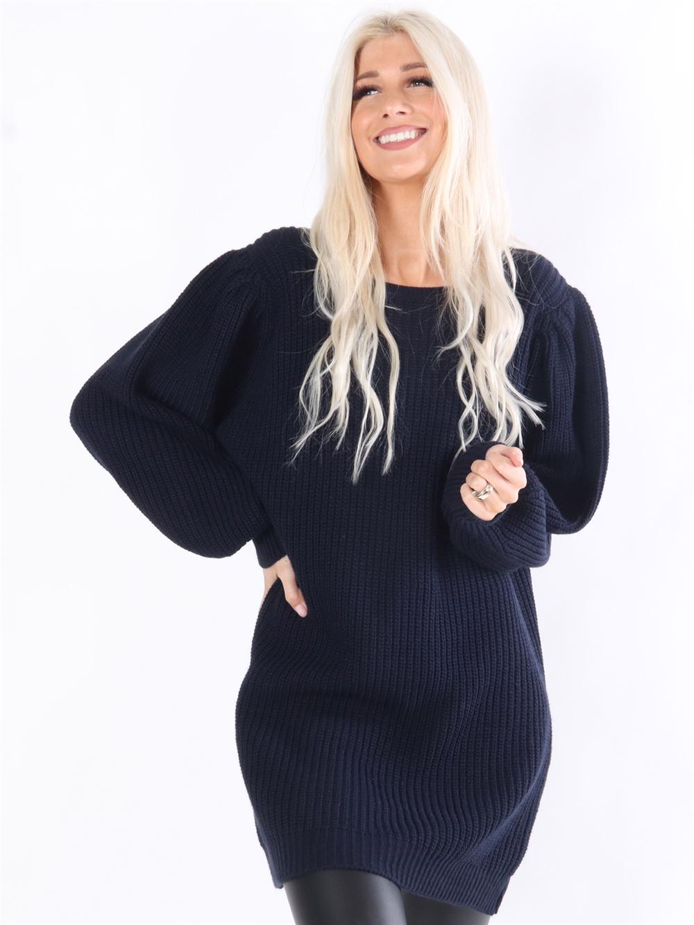 Mayse - Armygrøn sød strikkjole med ballonærmer